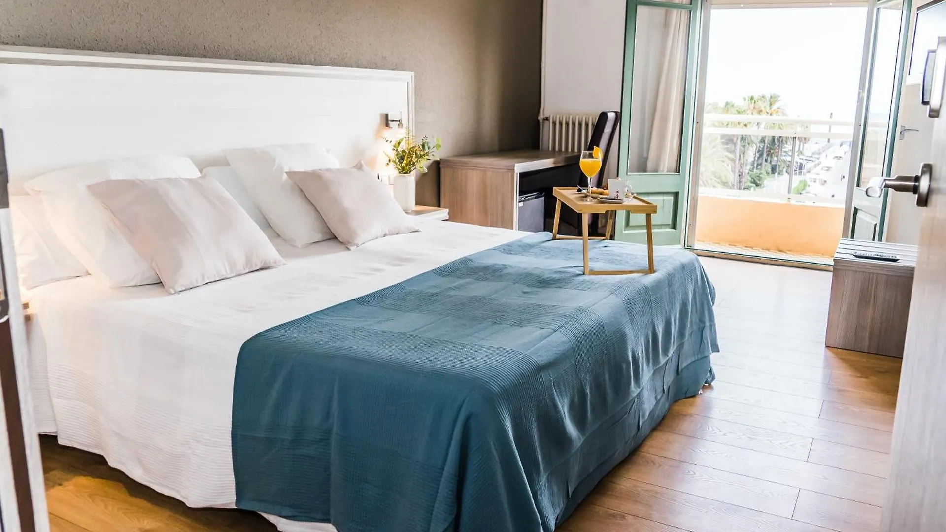 Hotel Planas Salou 3*,  Spain