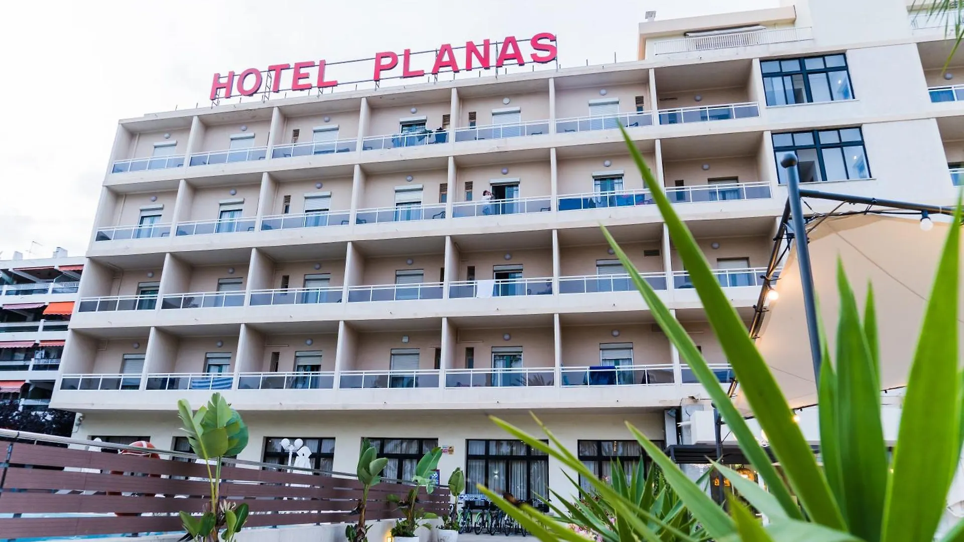 ***  Hotel Planas Salou Spain